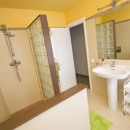 Casa Vela La Pinera (Morcin, Asturias)